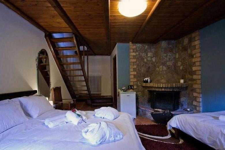 Fanaras Hotel Kalavryta Bagian luar foto
