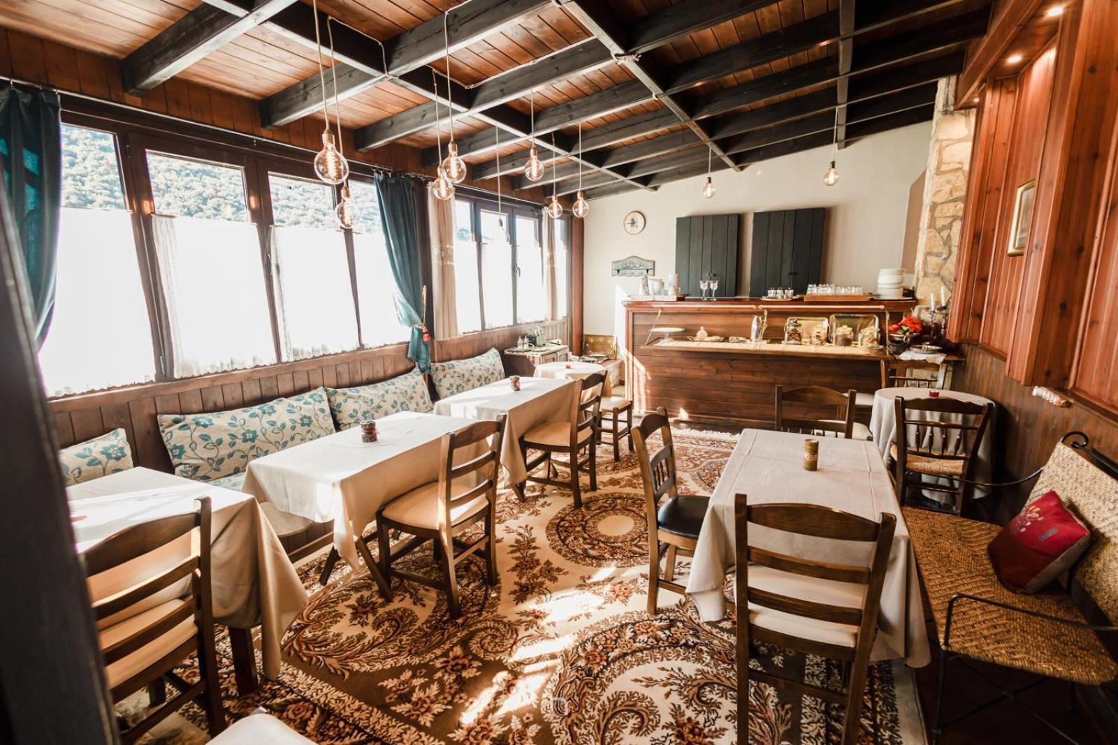 Fanaras Hotel Kalavryta Bagian luar foto